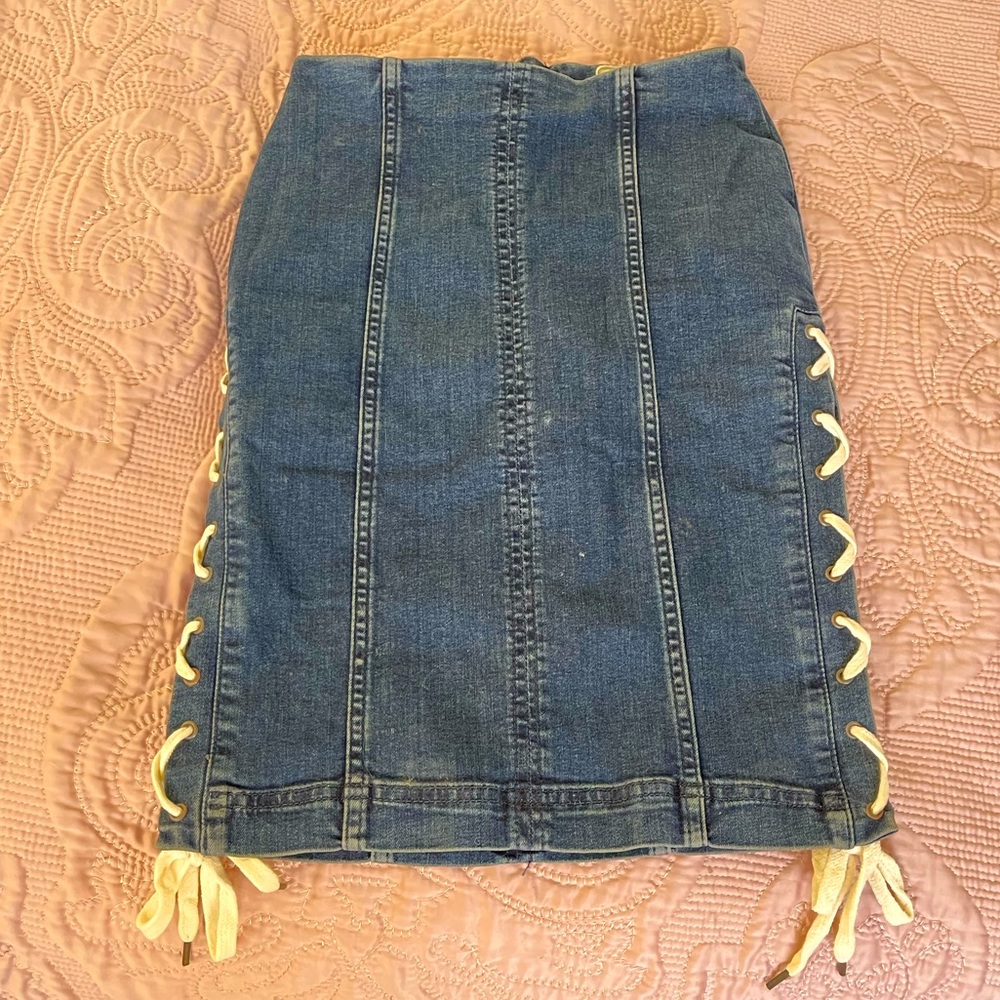 Free people skirt in great condition
